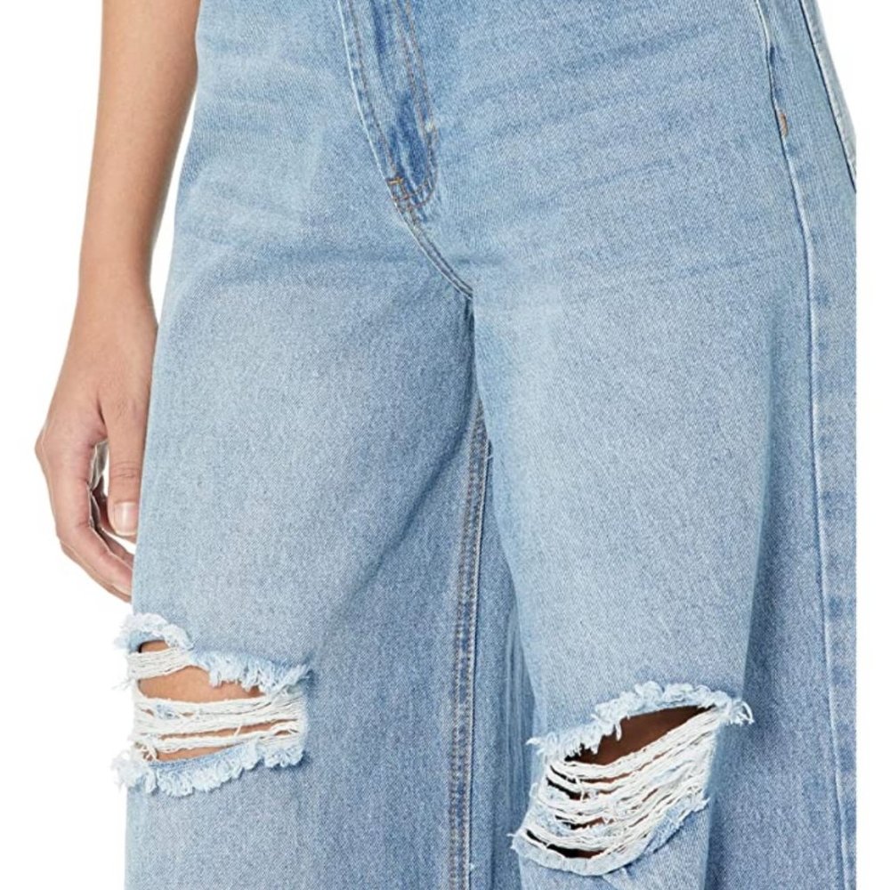 Madden Girl Maya Baggy Jeans Med Wash 28 NWT - Picture 2 of 14